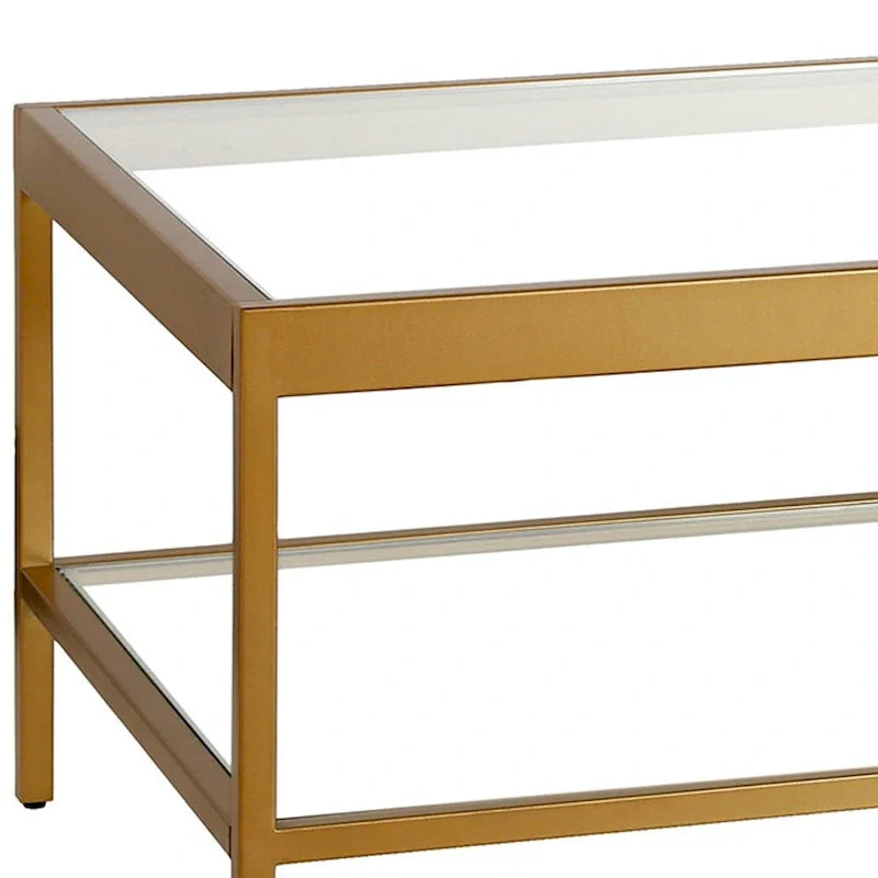 Table basse en verre et acier clair et doré avec étagère