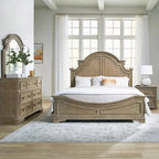 Lit à panneau, commode avec miroir et table de nuit