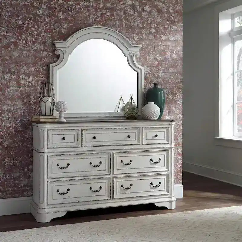 Lit à panneau, commode avec miroir et table de nuit