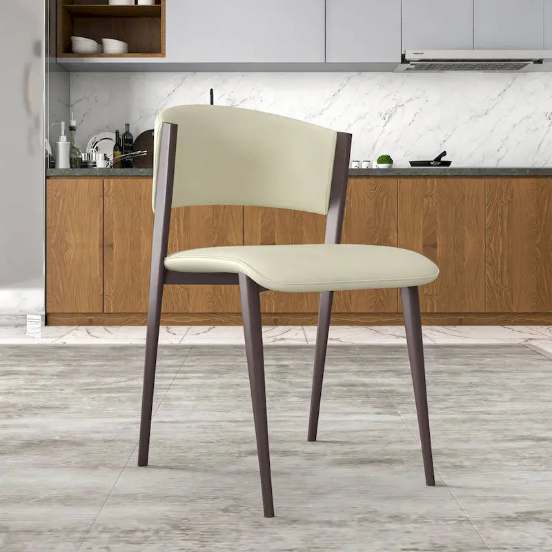 Chaise de salle à manger Aspen avec assise en cuir en métal noir